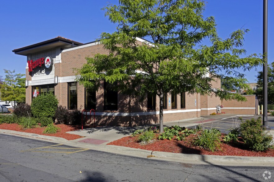 11 N Harlem Ave, Oak Park, IL à vendre - Photo du bâtiment - Image 2 de 4