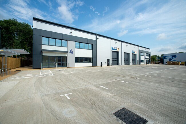 More details for Fishponds Rd, Wokingham - Industrial for Lease