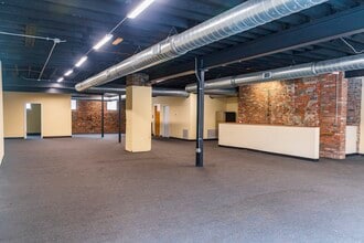 106-108 E 4th, Covington, KY for lease Interior Photo- Image 2 of 11