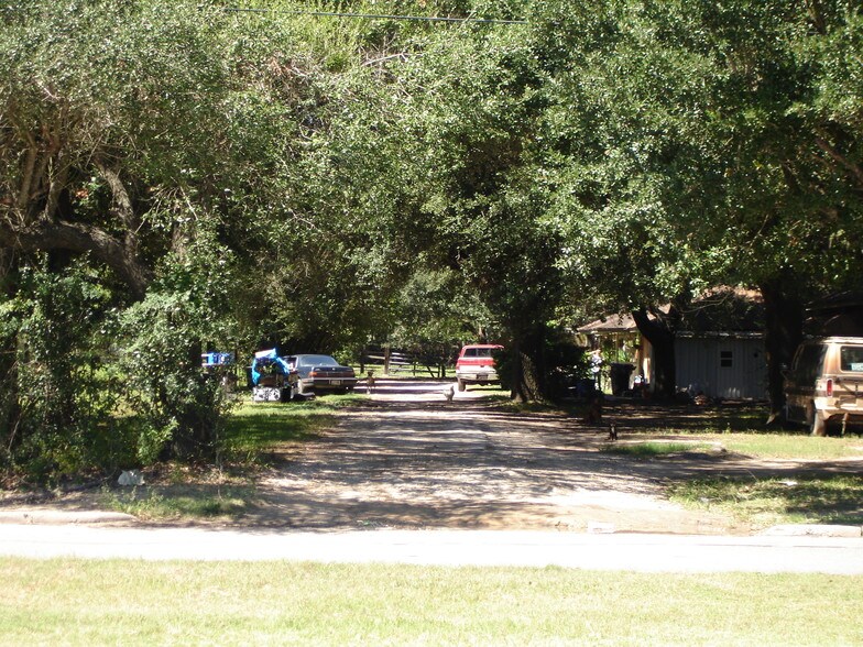 13410 Cullen Blvd, Houston, TX à vendre - Photo du bâtiment - Image 3 de 20