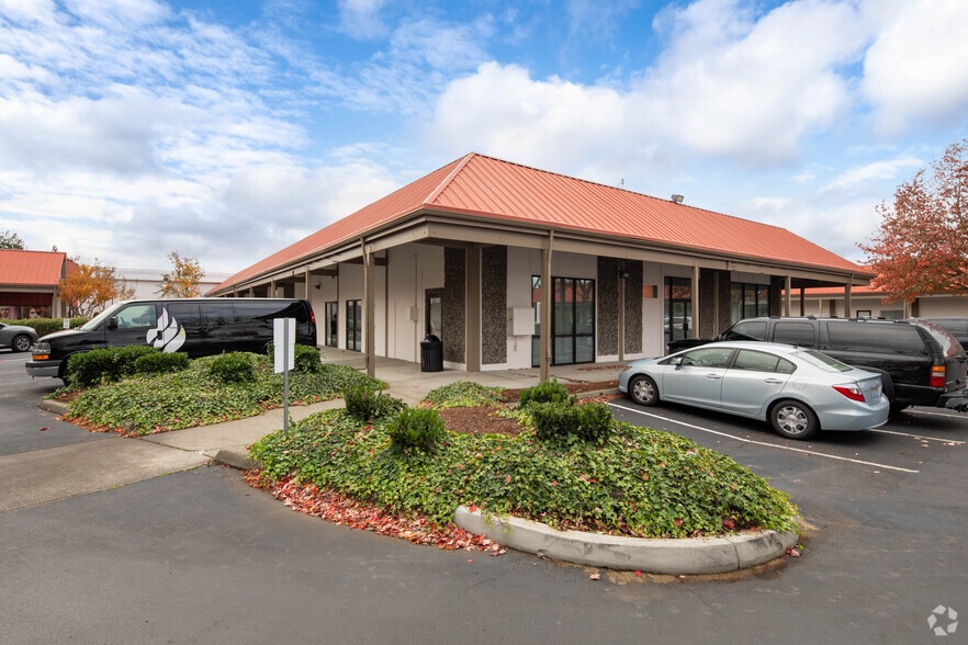 827 Central Ave N, Kent, WA for sale - Building Photo - Image 2 of 8