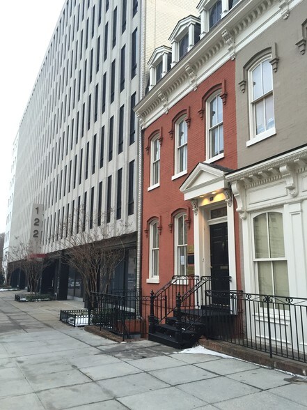 126 C St NW, Washington, DC à louer - Photo du bâtiment - Image 2 de 16