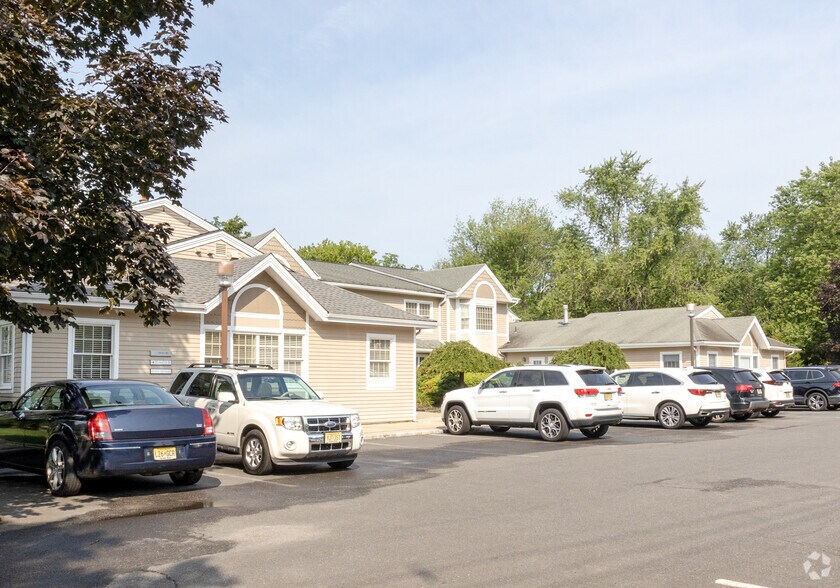 5 Mountain Blvd, Warren, NJ à louer - Photo du bâtiment - Image 2 de 40
