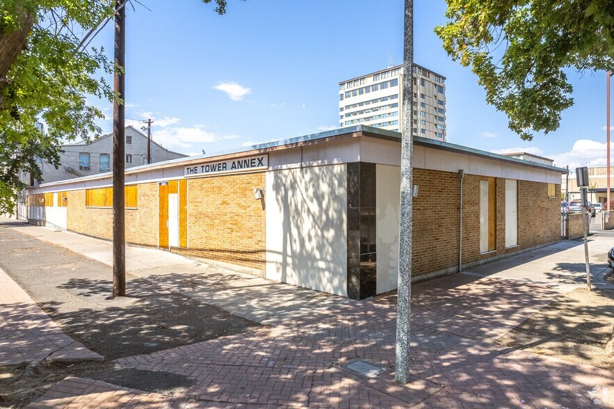 421 E Chestnut Ave, Yakima, WA à louer - Photo du bâtiment - Image 2 de 7