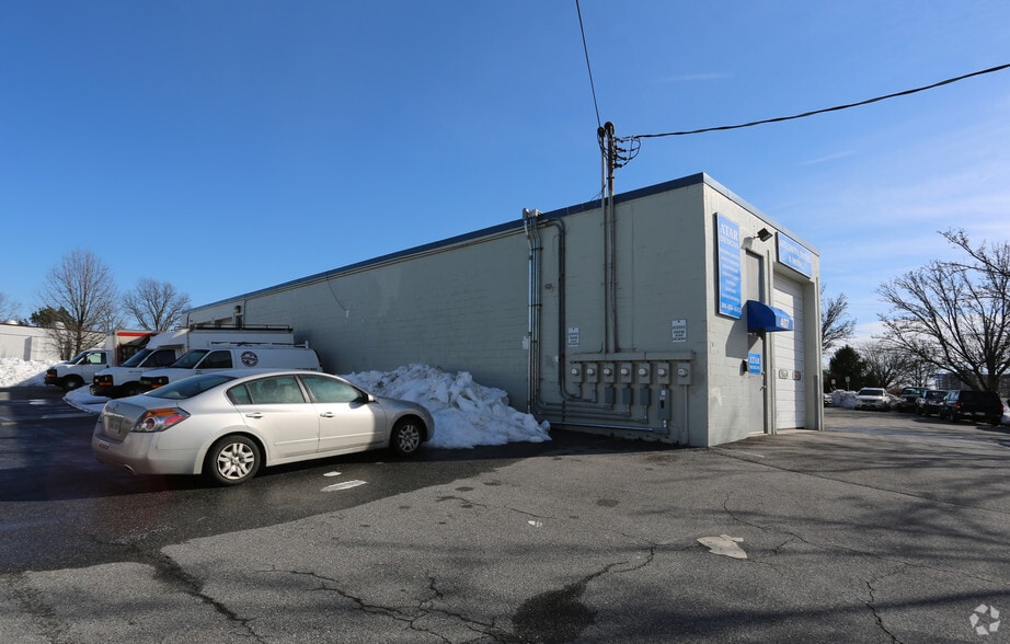 401-407 N Stonestreet Ave, Rockville, MD for lease - Building Photo - Image 2 of 6