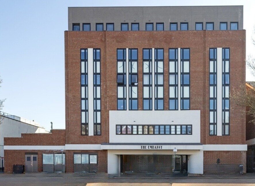 High St, Waltham Cross for lease Primary Photo- Image 1 of 5