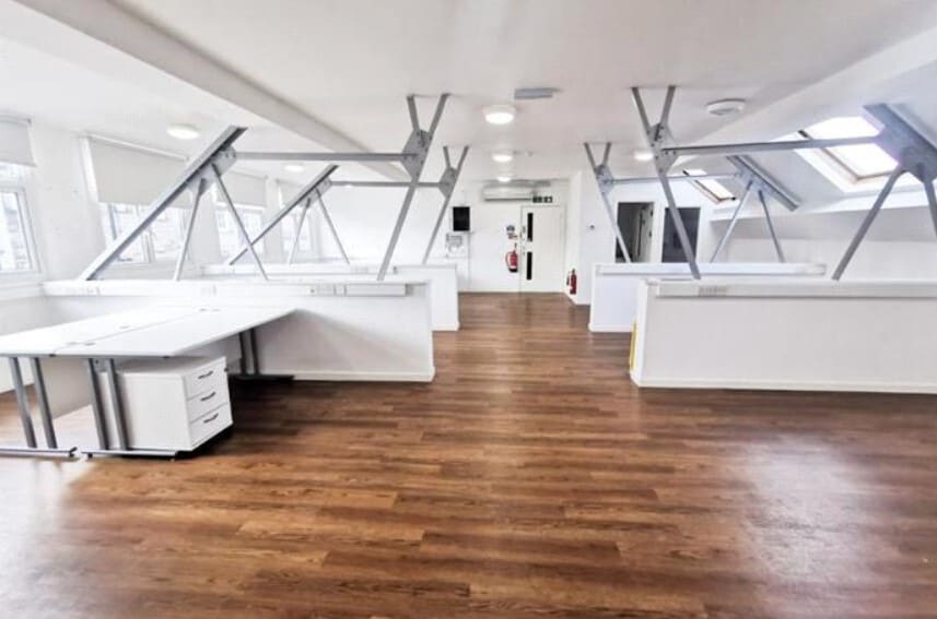 7-15 Pink Ln, Newcastle Upon Tyne for lease Building Photo- Image 1 of 1