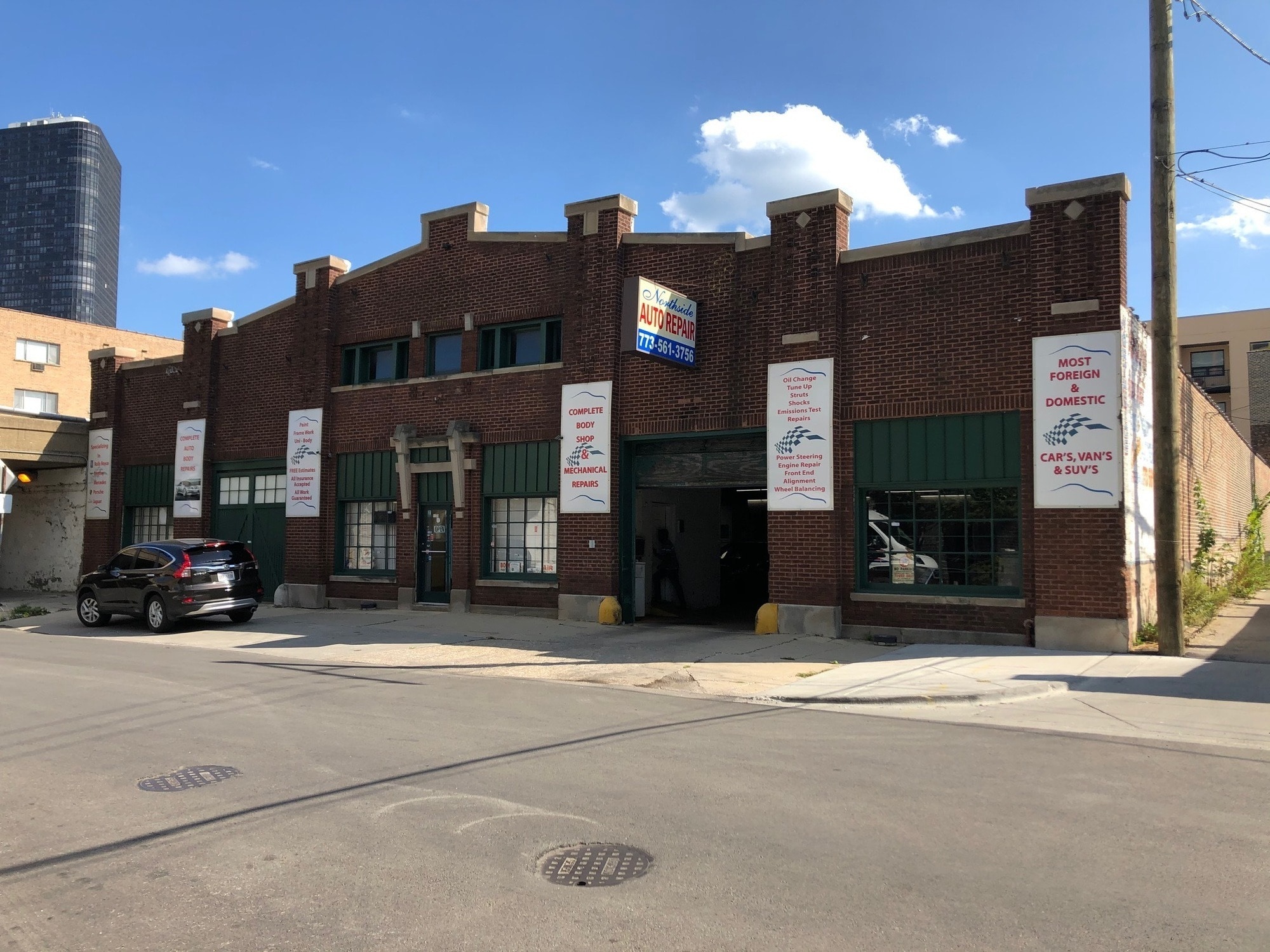 1123 W Catalpa Ave, Chicago, IL for lease Primary Photo- Image 1 of 34