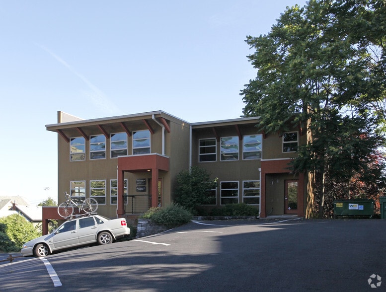 1437-1439 SW Columbia St, Portland, OR for sale - Building Photo - Image 3 of 11