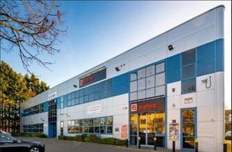 Colonial Way, Watford à louer Photo du bâtiment- Image 2 de 8