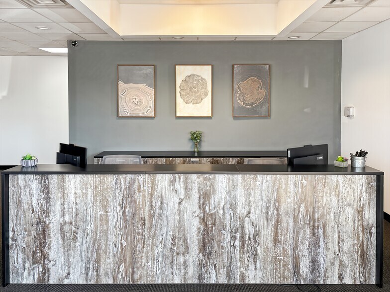 1202 NE mcclain Rd, Bentonville, AR à louer - Photo du bâtiment - Image 3 de 22