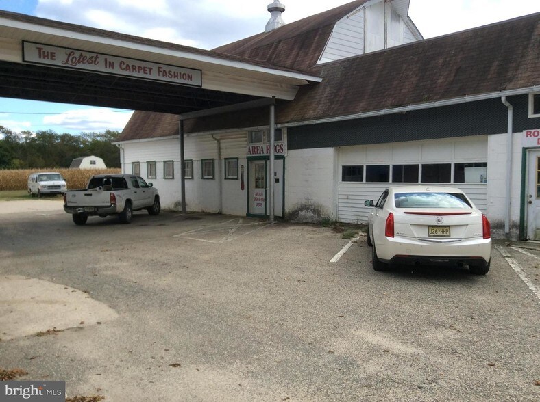 1736 Dutch Mill Rd, Franklinville, NJ à vendre - Photo du bâtiment - Image 2 de 9