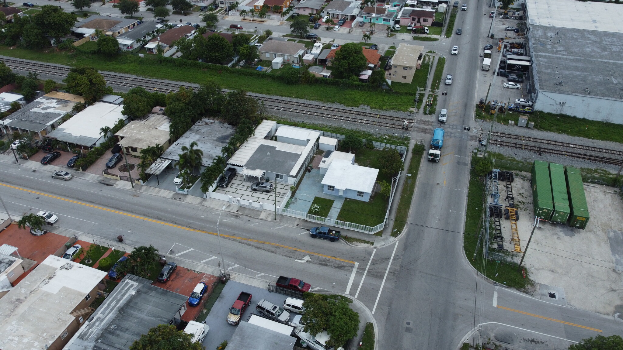 991 E 21st St, Hialeah, FL for sale Primary Photo- Image 1 of 4