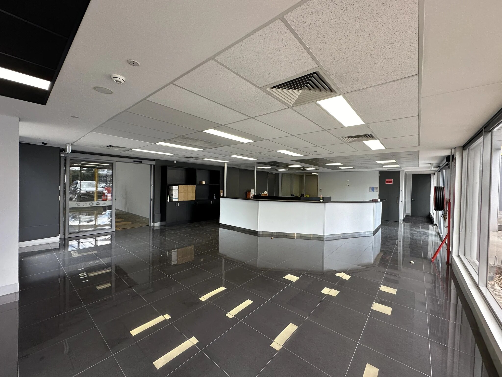 704-744 Lorimer St, Port Melbourne for lease Lobby- Image 1 of 7