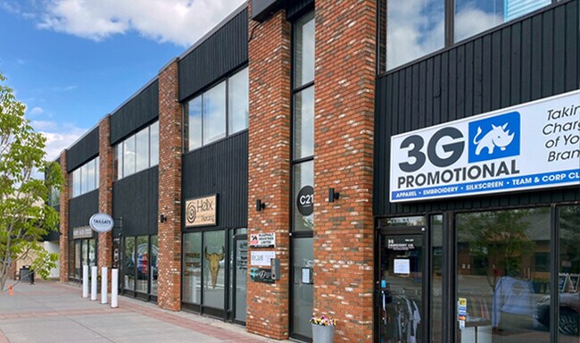 Plus de détails pour 21 Elizabeth St, Okotoks, AB - Bureau à louer