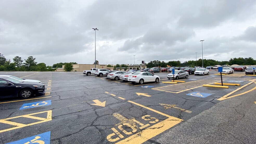 2807 Wylds Rd, Augusta, GA à vendre - Photo du bâtiment - Image 1 de 10