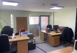 3-8 Westbridge Clos, Leicester for lease Interior Photo- Image 2 of 4