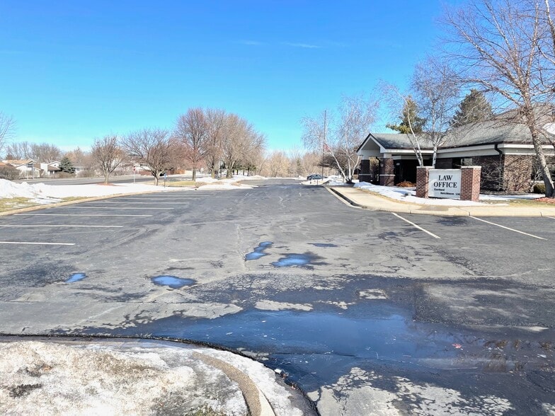 4200 Egan Dr, Savage, MN for lease - Building Photo - Image 3 of 35