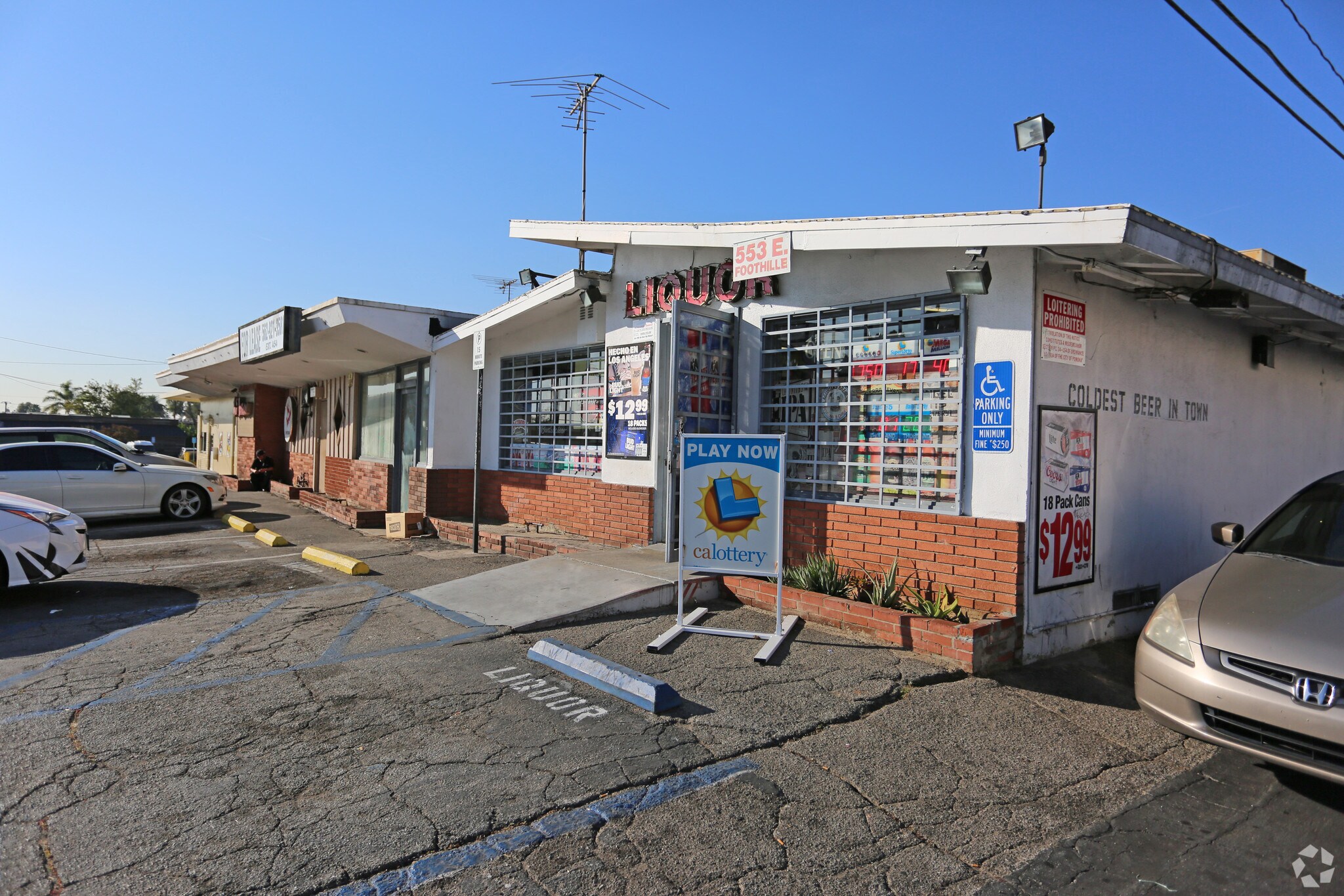 551 E Foothill Blvd, Pomona, CA for lease Primary Photo- Image 1 of 14