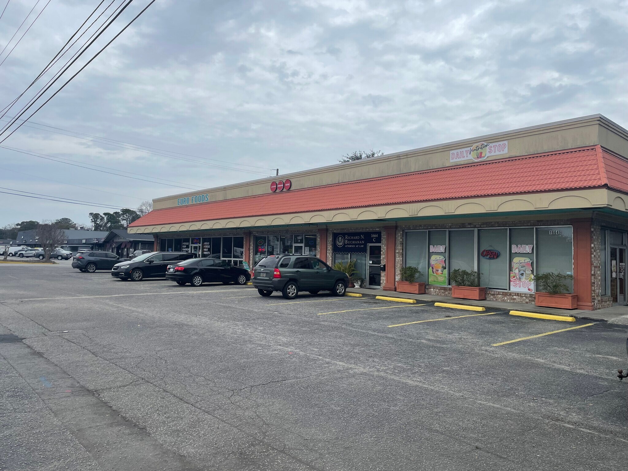 1664 Old Towne Rd, Charleston, SC à louer Photo principale- Image 1 de 5