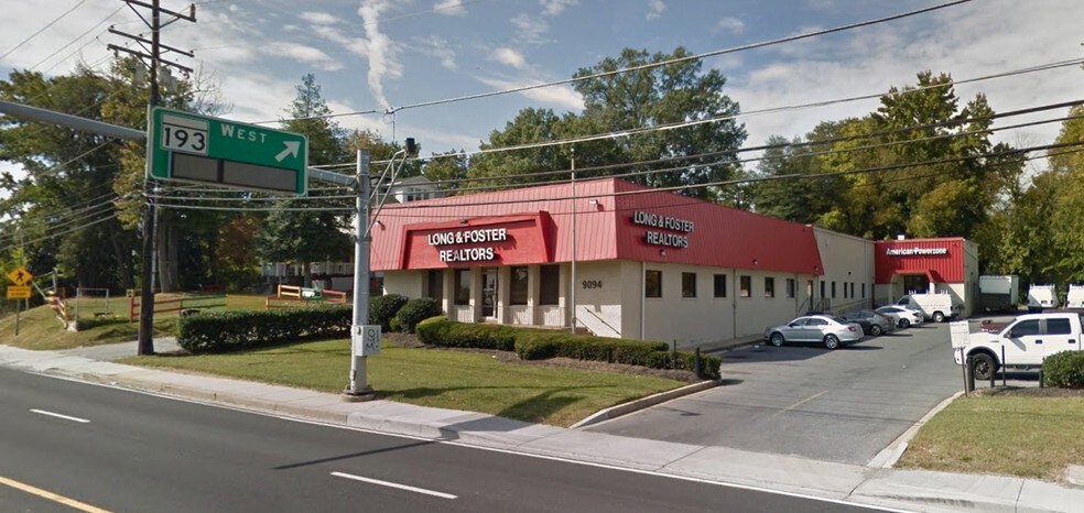 9094 Baltimore Ave, College Park, MD à louer - Photo principale - Image 1 de 11