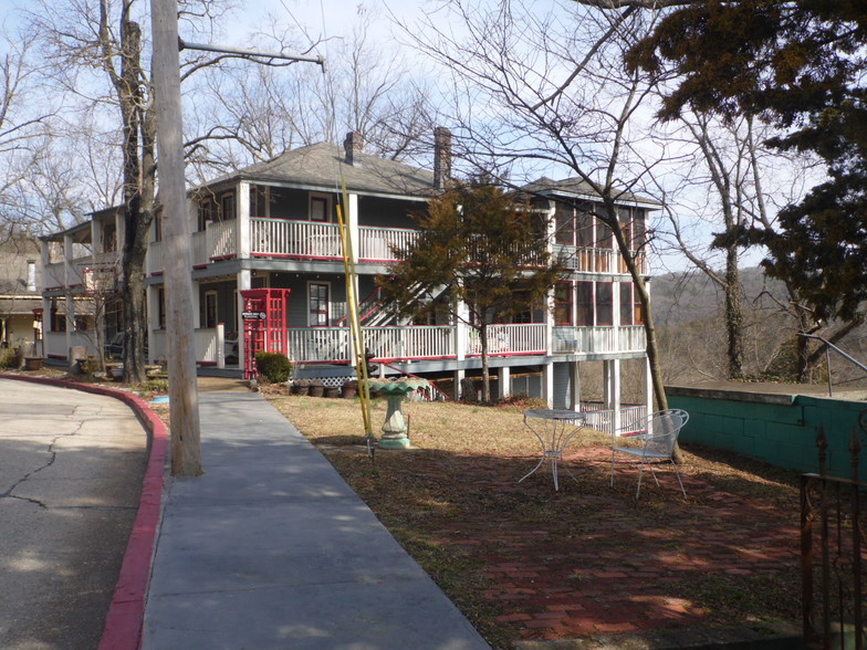 165 Spring St, Eureka Springs, AR à vendre - Photo du b timent - Image 1 de 1