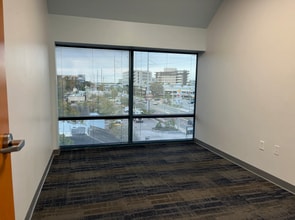 2700 W Dr Martin Luther King Jr Blvd, Tampa, FL for lease Building Photo- Image 2 of 6