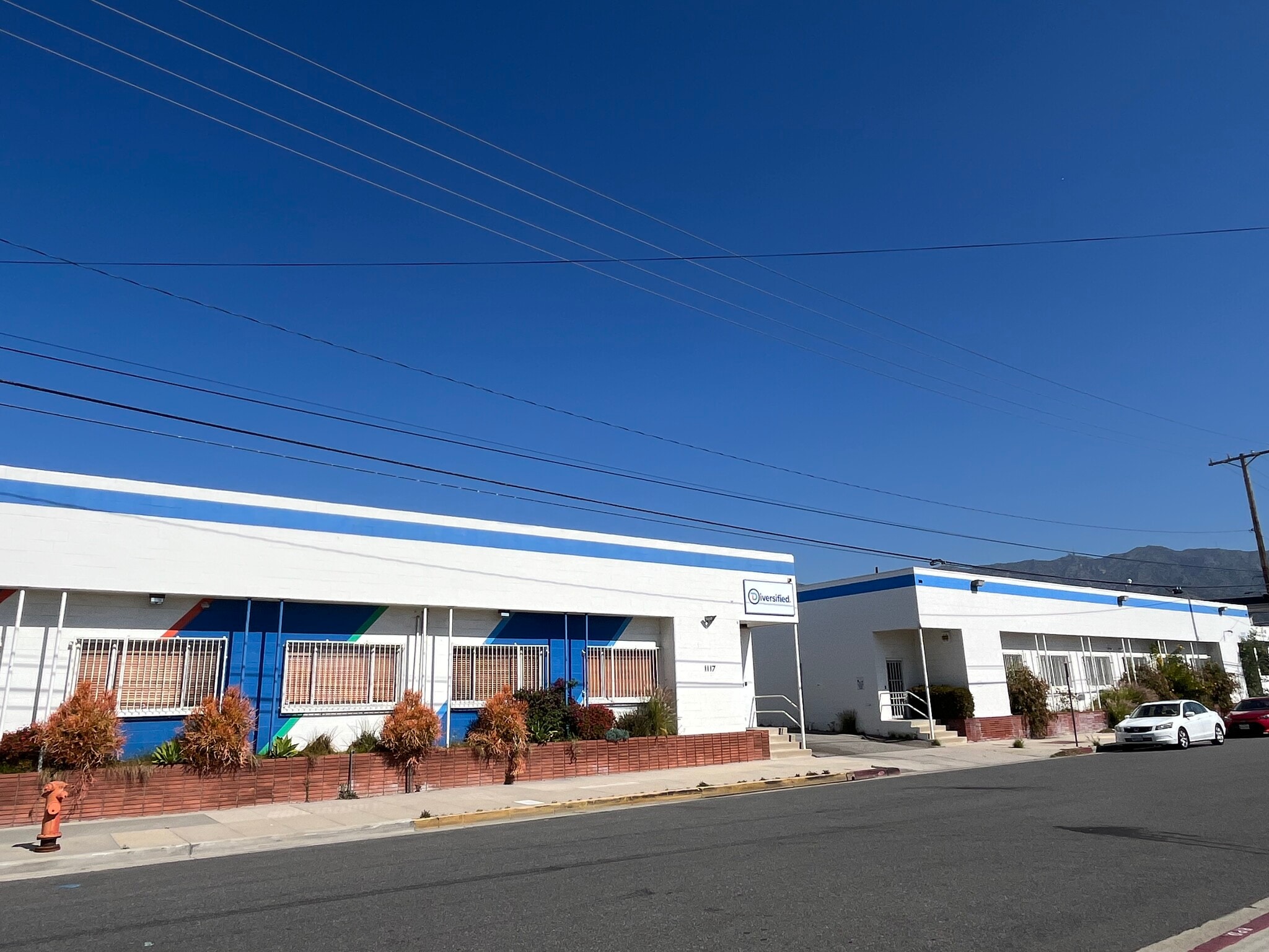 1111 Chestnut St, Burbank, CA à louer Photo du bâtiment- Image 1 de 2