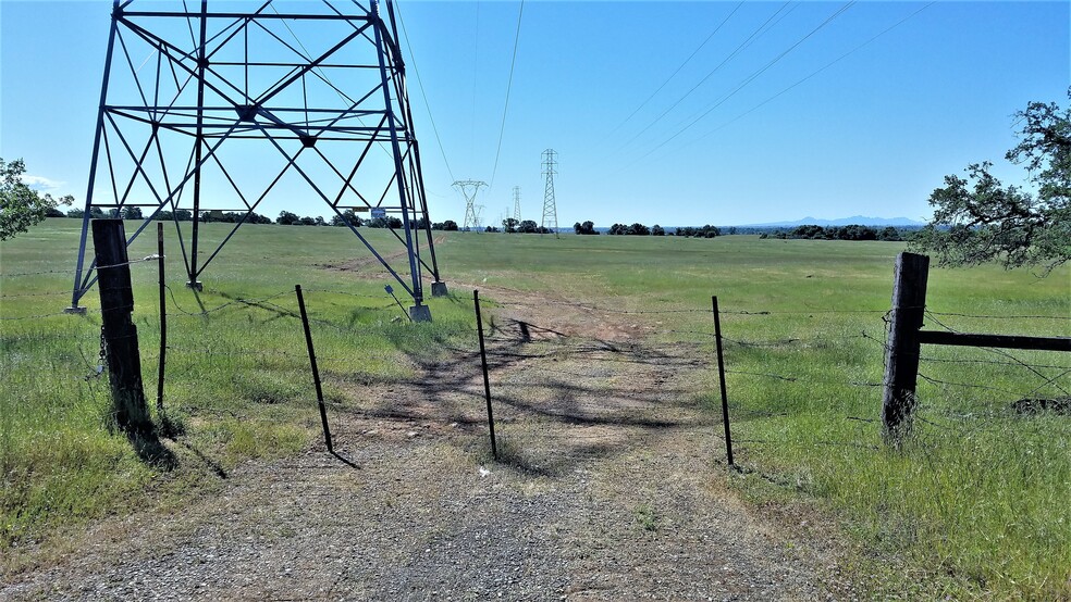 2000 Skyway, Chico, CA à vendre - Photo du bâtiment - Image 2 de 9