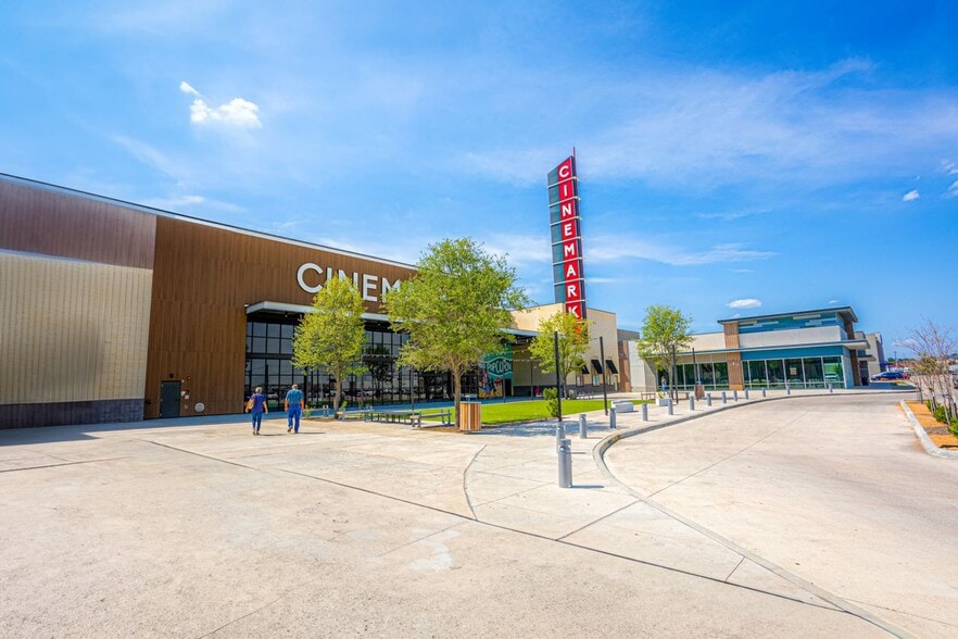 NWQ of I-35 S. and W. Loop 340/Highway 6, Waco, TX à vendre - Photo du bâtiment - Image 3 de 14