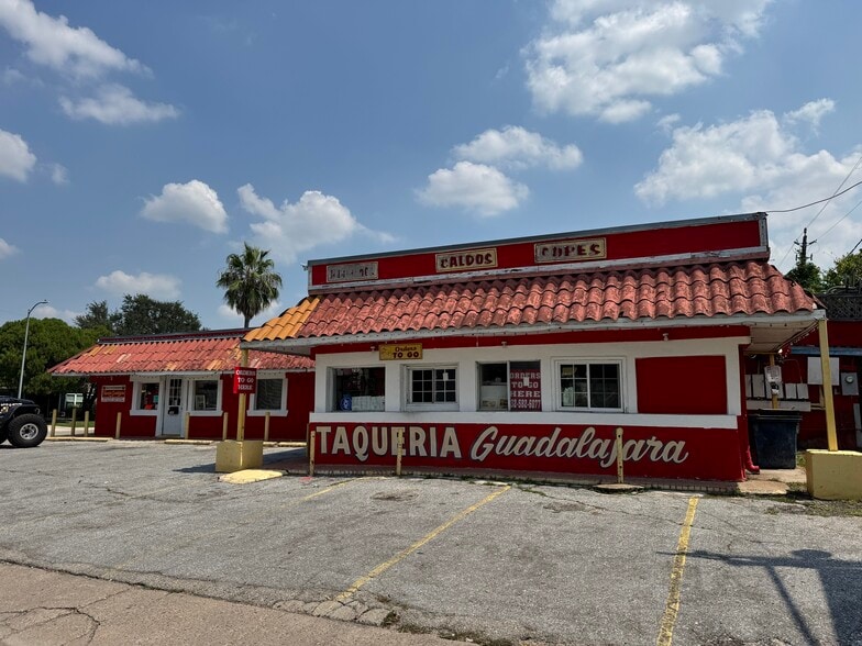 703 S 75th St, Houston, TX for sale - Building Photo - Image 3 of 14