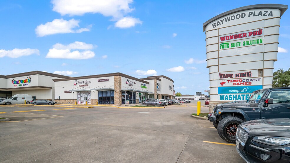 3210-3354 E FM 528 Rd, Friendswood, TX à louer - Photo du bâtiment - Image 3 de 14