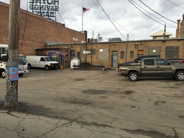 4774-4780 N Milwaukee Ave, Chicago, IL à vendre - Photo du bâtiment - Image 2 de 10