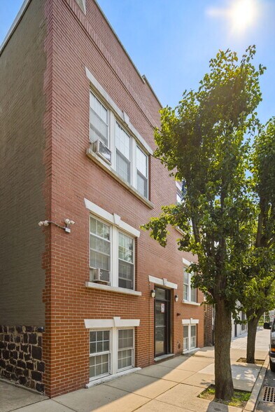 508 82nd St, North Bergen, NJ à vendre - Photo du bâtiment - Image 2 de 36