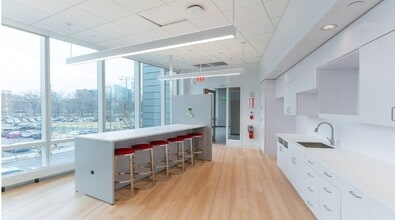 1393 Boylston St, Boston, MA for lease Interior Photo- Image 2 of 3