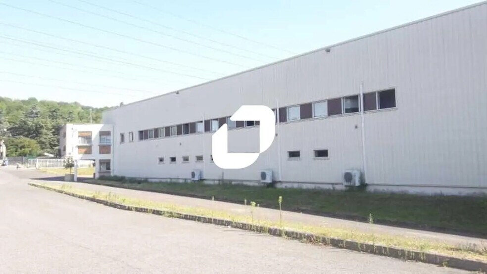 Flex in Neuilly-sur-Marne for lease - Building Photo - Image 3 of 3