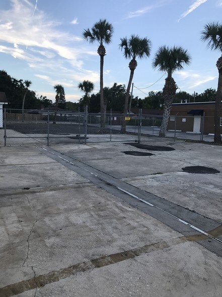 909 W International Speedway Blvd, Daytona Beach, FL à vendre - Photo du bâtiment - Image 3 de 38