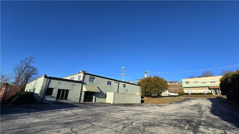 2 Union Hill Rd, Conshohocken, PA à vendre - Photo du bâtiment - Image 2 de 8