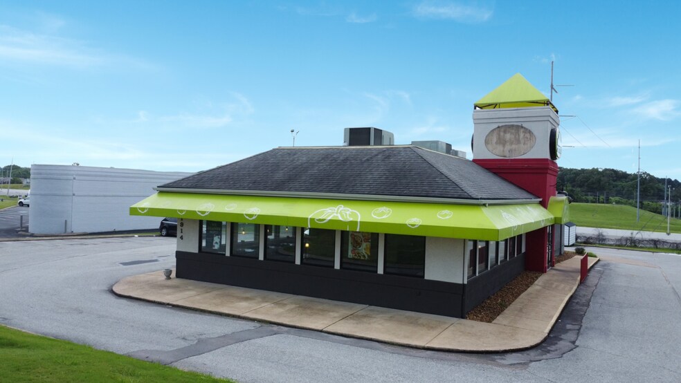 1914 Emporium Dr, Jackson, TN à louer - Photo du bâtiment - Image 2 de 4