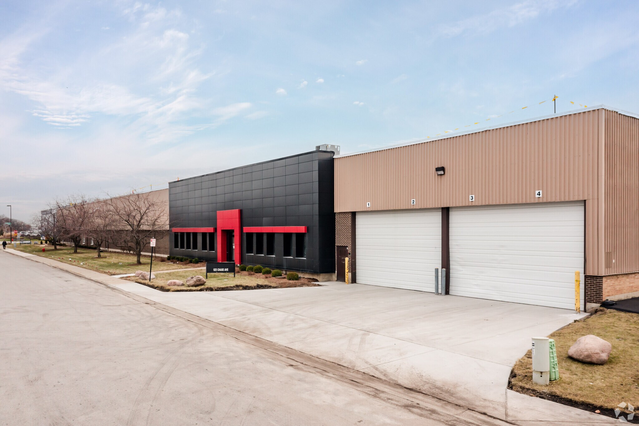 925-1065 Chase Ave, Elk Grove Village, IL à louer Photo principale- Image 1 de 7