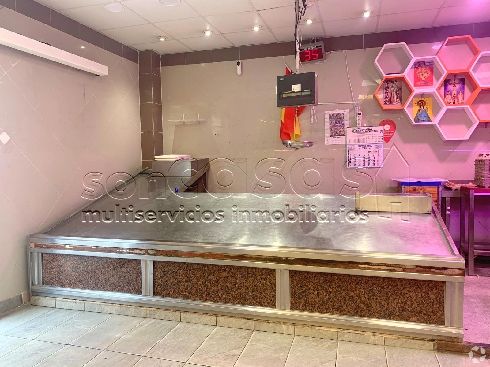 Commerce de détail dans Paracuellos de Jarama, Madrid à louer Photo intérieure- Image 1 de 12