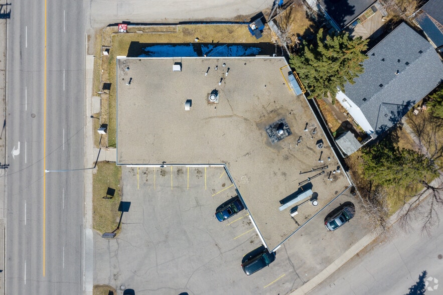 7204 Fairmount Dr SE, Calgary, AB for lease - Aerial - Image 2 of 7