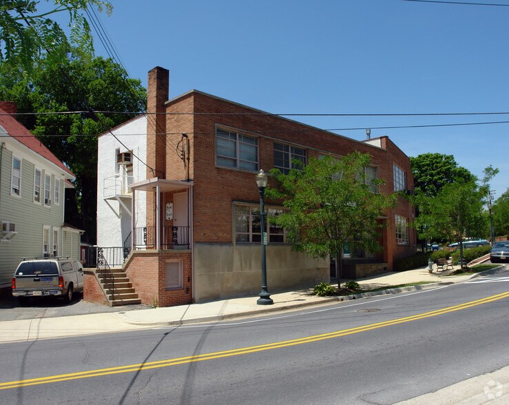 3706 Howard Ave, Kensington, MD à vendre - Photo du bâtiment - Image 2 de 3