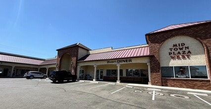 1492 Us Highway 395 N, Gardnerville, NV for lease Interior Photo- Image 1 of 9