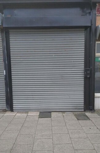 Plus de détails pour 93 Coronation St, Blackpool - Commerce de détail à vendre