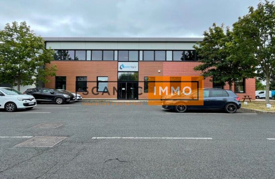 Industrial in Villeneuve La Garenne for lease - Building Photo - Image 3 of 7