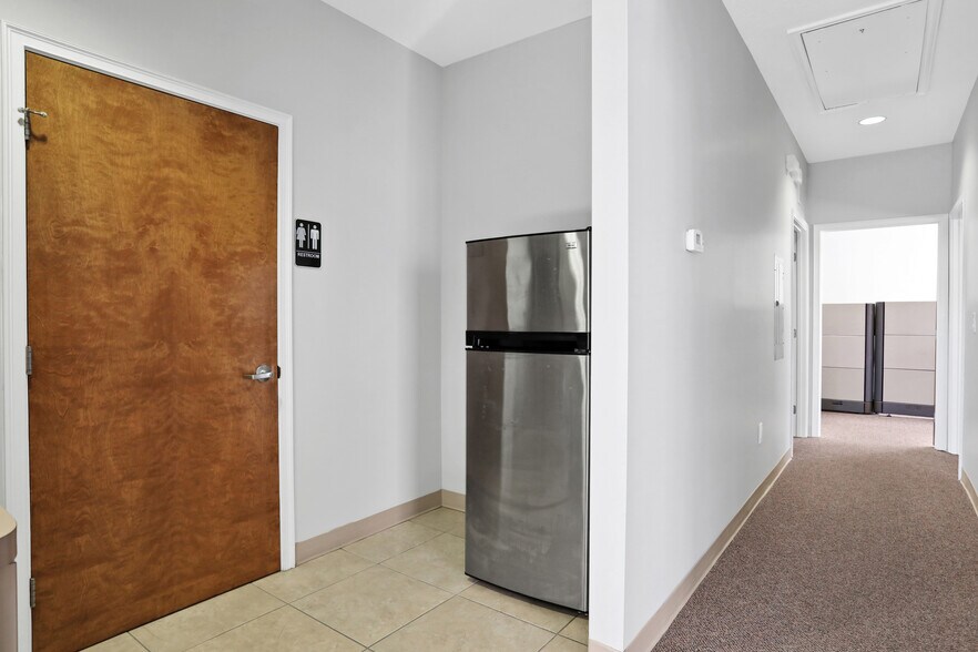 6277 Dupont Station Ct, Jacksonville, FL à vendre - Photo intérieure - Image 3 de 31