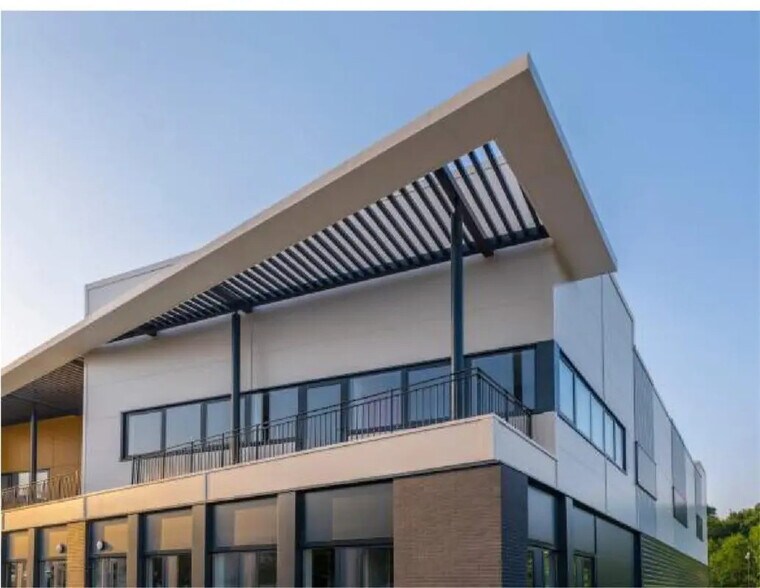 Flex dans Neuville-sur-Oise à louer - Photo du bâtiment - Image 1 de 16