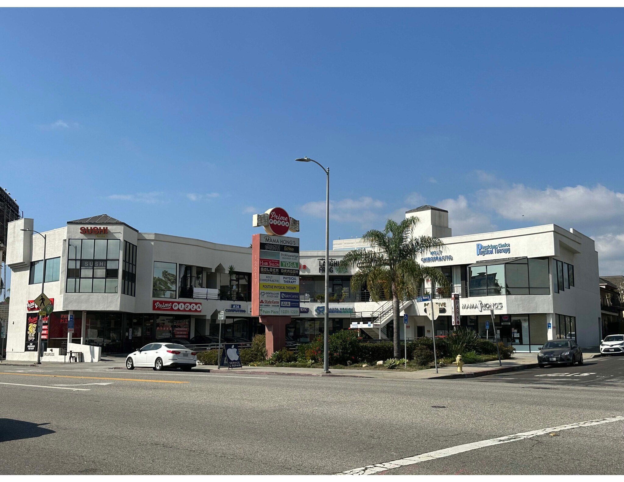 12201-12219 Santa Monica Blvd, Los Angeles, CA à louer Photo du bâtiment- Image 1 de 6