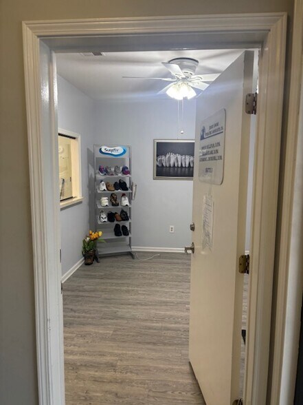 2911 Route 88, Point Pleasant, NJ à louer - Photo du bâtiment - Image 2 de 11